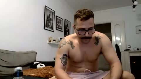 MILO MIAMI online show from July 13, 11:50 pm