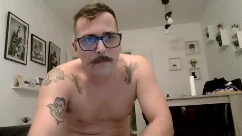MILO MIAMI online show from June 3, 10:48 pm