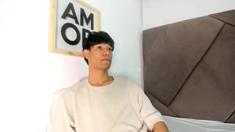 michael_vidal online show from November 8, 8:01 pm