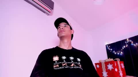 michael_vidal online show from December 4, 4:08 am