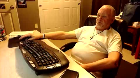 midwestdad09 online show from November 7, 12:47 am