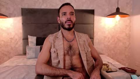 miguelsanfrancisco online show from March 20, 6:56 pm