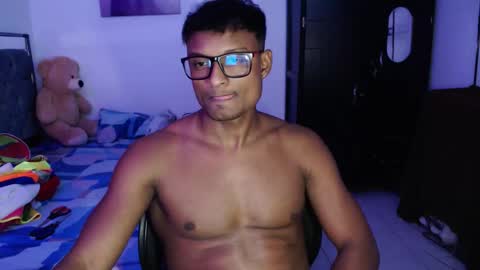 mike_carter_ online show from October 28, 8:22 pm