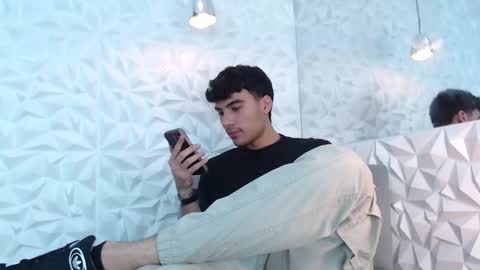 Mike online show from February 1, 6:08 pm