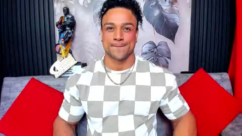   online show from October 26, 9:22 am