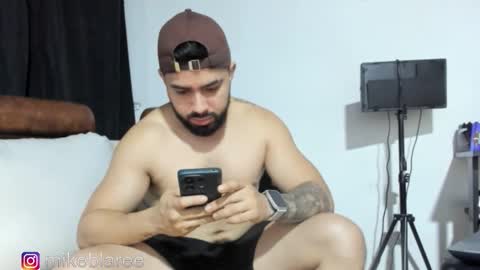 mikeblaree online show from November 15, 1:07 am