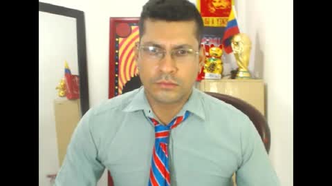 mikeriverx online show from August 6, 4:51 am