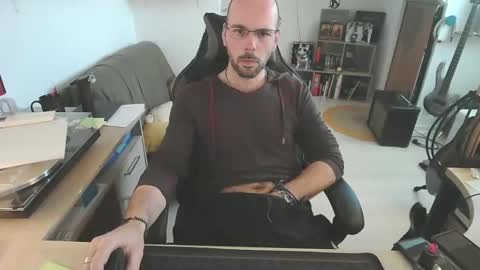 mikmik91 online show from April 14, 10:48 am