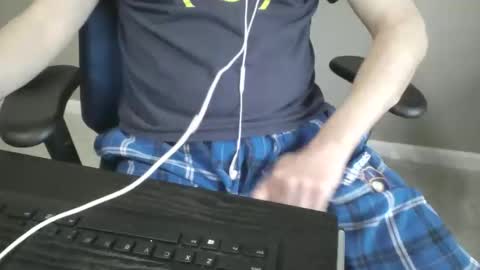 milwaukeebadger24 online show from March 25, 12:31 pm