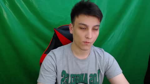 Snapshot of minato_kono chatting on October 16, 9:45 pm minato_kono online show from October 16, 9:45 pm