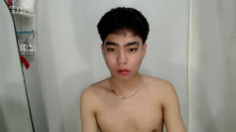 mingkla_man online show from April 9, 8:20 am