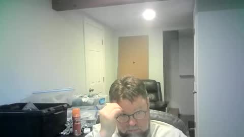 Mr. Happy online show from April 4, 5:37 am