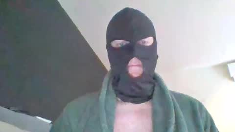 mister_tommm80 online show from November 21, 9:30 am