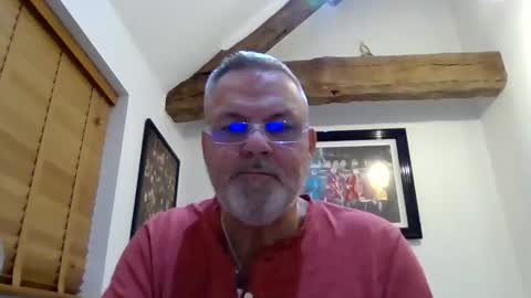 Snapshot of misterblivs chatting on October 17, 7:01 am Misterblivs online show from October 17, 7:01 am
