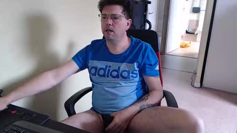 mistercoeur online show from March 28, 8:36 am