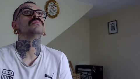     online show from November 30, 4:53 pm