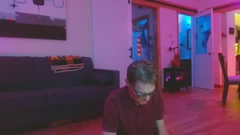 Snapshot of mk_ultrafine chatting on January 6, 11:18 am mk_ultrafine online show from January 6, 11:18 am