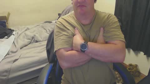 Snapshot of mmmthatsfunnn chatting on January 4, 7:24 am mmmthatsfunnn online show from January 4, 7:24 am