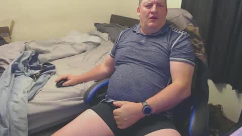 Snapshot of mmmthatsfunnn chatting on January 4, 8:16 pm mmmthatsfunnn online show from January 4, 8:16 pm