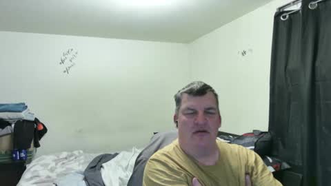 Snapshot of mmmthatsfunnn chatting on January 17, 5:00 am mmmthatsfunnn online show from January 17, 5:00 am