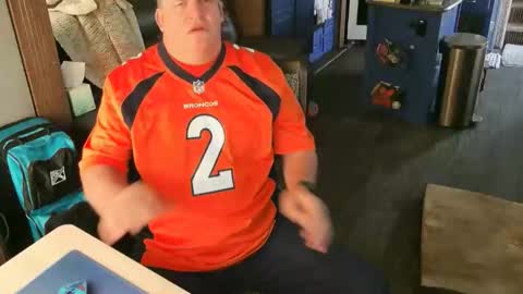 mmmthatsfunnn online show from December 21, 7:11 pm