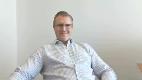 Snapshot of moe_001 chatting on September 22, 7:02 pm Moe online show from September 22, 7:02 pm