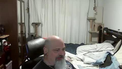 mojoe420 online show from November 29, 2:02 am