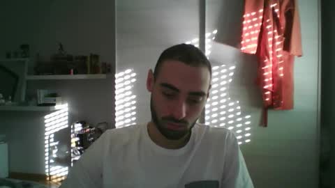 mollo20 online show from October 27, 2:19 pm