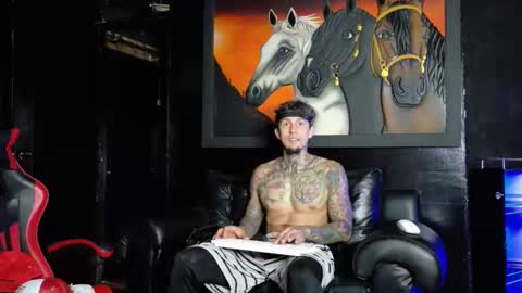 Molotov online show from December 4, 1:45 am