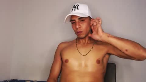 simon dice online show from December 20, 4:52 am