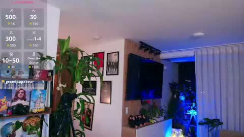  online show from August 3, 1:15 am
