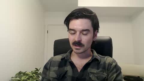 moustachematt online show from May 26, 3:13 am