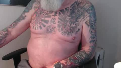 mr_boombastic2021 online show from May 29, 8:46 am
