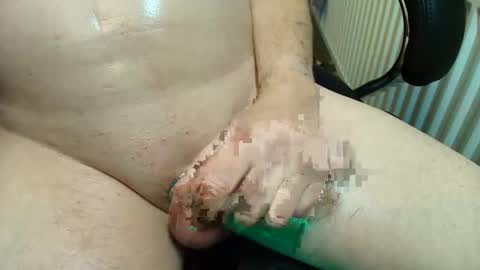 Snapshot of mr_cumbria chatting on January 24, 3:24 pm mr_cumbria online show from January 24, 3:24 pm