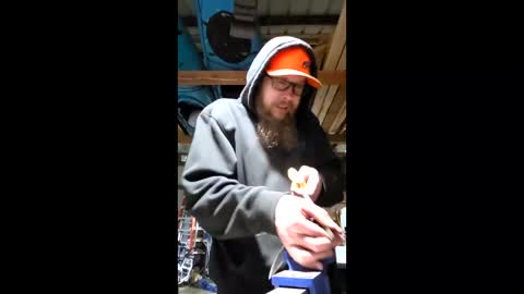 mr_cups online show from April 8, 5:08 am