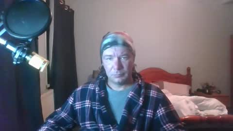 mr_i_ online show from November 16, 8:44 pm