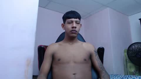 Snapshot of mr_stiven_ chatting on January 23, 2:55 am mr_stiven_ online show from January 23, 2:55 am