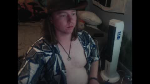 mr_strawberry online show from April 6, 4:46 am