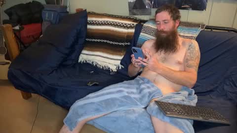 Snapshot of mr_valdor chatting on January 9, 11:24 pm Valdor online show from January 9, 11:24 pm