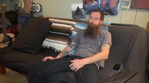 Snapshot of mr_valdor chatting on December 23, 10:44 pm Valdor online show from December 23, 10:44 pm