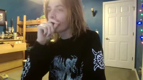 A online show from January 1, 2:41 am