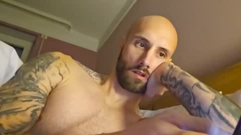 mrga591904 online show from November 24, 11:11 am