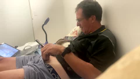 mrgray11xxx aussie online show from February 28, 5:48 pm