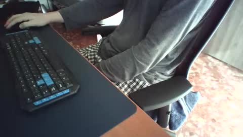 Snapshot of mrhotboy9906 chatting on October 23, 9:46 am mrhotboy9906 online show from October 23, 9:46 am