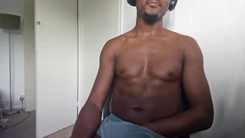 mrjazzman934061 online show from May 23, 6:19 am