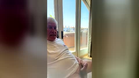 mrlippy66 online show from August 4, 8:46 pm