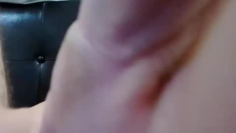 Snapshot of mrwhite017 chatting on October 26, 6:32 pm Mrwhite017 online show from October 26, 6:32 pm