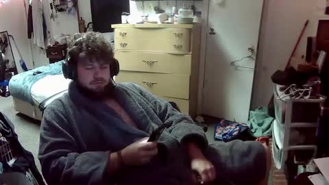 munchieee online show from December 18, 2:49 pm