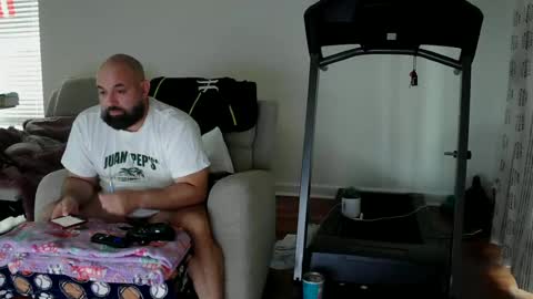 Bearded online show from August 7, 6:25 pm