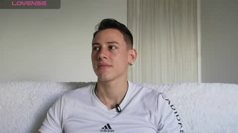 muscle_king_cum online show from July 27, 3:52 pm